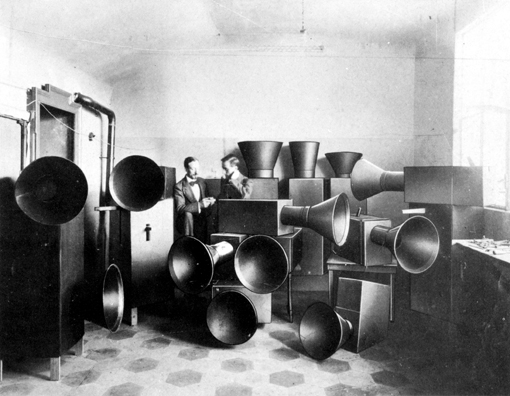 Luigi Russolo - Intonarumori